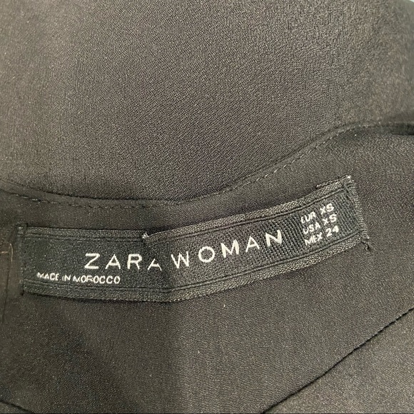 Low-back Bodycon Dress - Picture 3 of 3